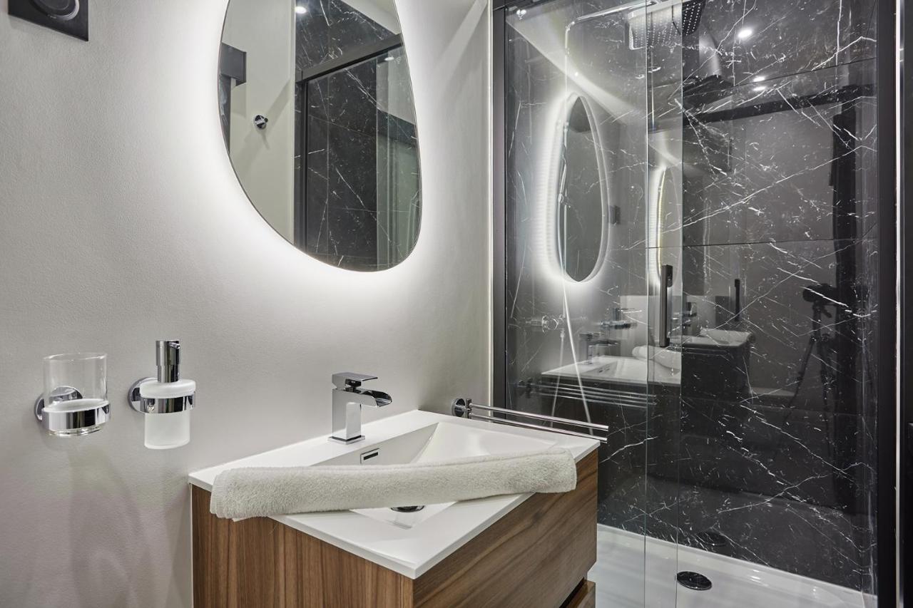 Residense Montmartre By Studio Prestige Parijs Buitenkant foto